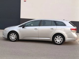 Toyota Avensis 2011