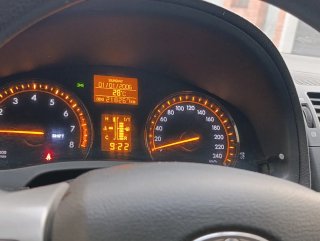 Toyota Avensis 2011