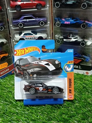 Hot Wheels 96 Dodge Viper GTS