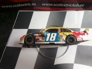 Coche Scalextric NASCAR M&M's no ofertas