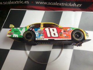 Coche Scalextric NASCAR M&M's no ofertas
