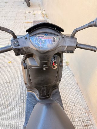 Sym Symphony 125 Scooter Negra