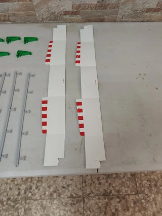 Scalextric: Vallas, puente y bordes de pista