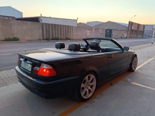 BMW 323i