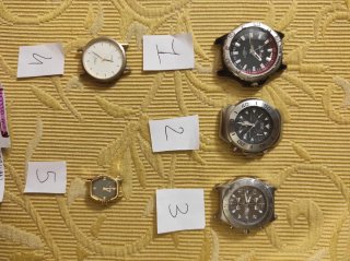 Lotto TRE: 5 orologi
