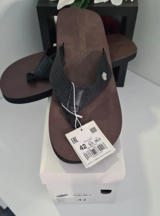Chanclas Gioseppo Marrones y Negras Talla 42