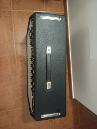 Fender Deluxe Reverb '65 Reissue Amplificador