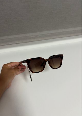 Gafas de sol Mango tortuga sin estrenar