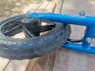 Patinete azul