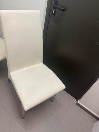 Sillas blancas salón 6 unidades ,