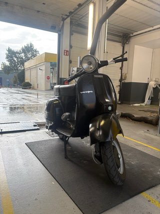 Vespa Negra -