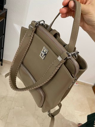 Mochila Beige Grande Usada Una Vez