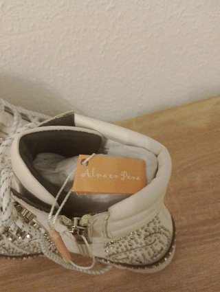 Botas Alma en Pena T38 Tachuelas Blancas
