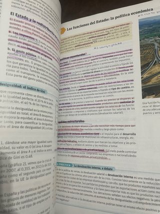Economía : 2o Bachillerato Savia
