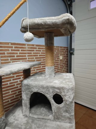 Torre rascador para gatos Feandrea Grande