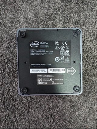 Intel NUC i3 7ª Gen