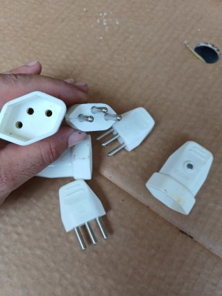 Adattatori prese elettriche