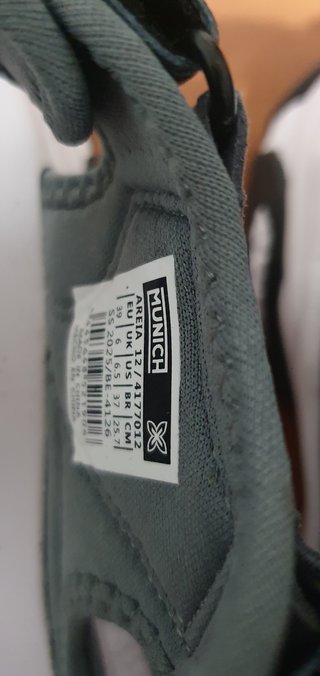 Sandalias Munich Gris y Blanco.nuevas