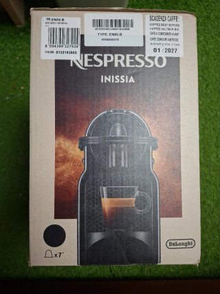 Cafetera Nespresso DeLonghi Inissia a estrenar
