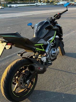 Kawasaki Z900 2019 Negra y Verde