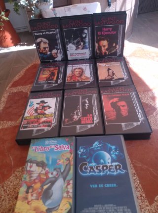 Lote 9 VHS Clint Eastwood