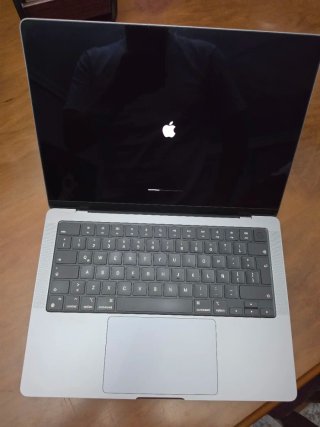 MacBook Pro M1 2022 16GB+512GB