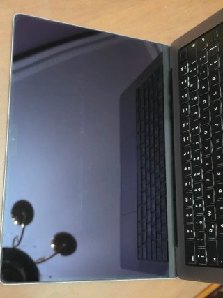 MacBook Pro M1 2022 16GB+512GB