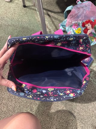 Mochila escolar azul y rosa con estrellas