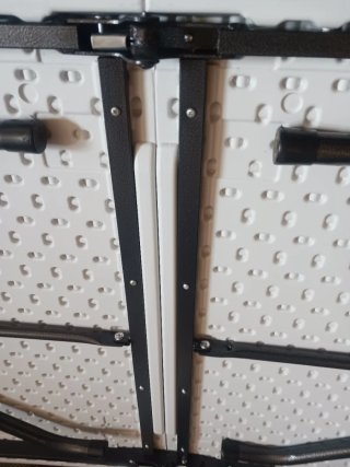 Mesa plegable blanca de plástico