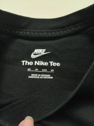 Camiseta Nike Swoosh By Nike Negra