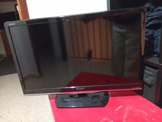 Televisor Sharp Aquos sin TDT de 24 pulgadas