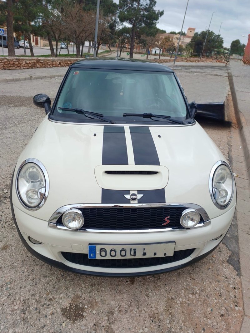 MINI Cooper 2007 - foto 1