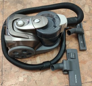 Aspiradora Taurus Mega 2000