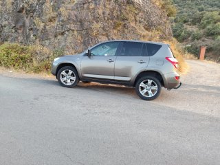 Toyota RAV4 2009