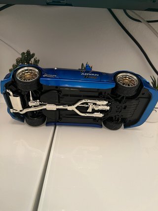 Nissan 350z 1/18 muscle machines