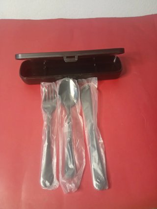 Juego de cubiertos TININA