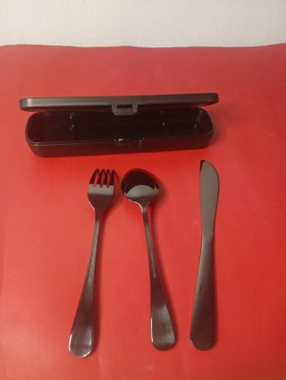 Juego de cubiertos TININA