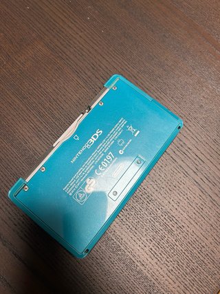 Nintendo 3DS con HSHOP Azul con funda roja!