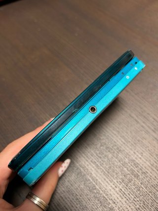 Nintendo 3DS con HSHOP Azul con funda roja!