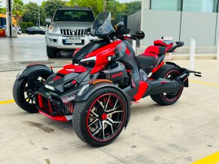 Can-Am Ryker Rally Trike Negro/Rojo