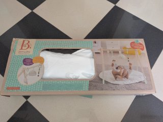Gimnasio actividades bebé madera