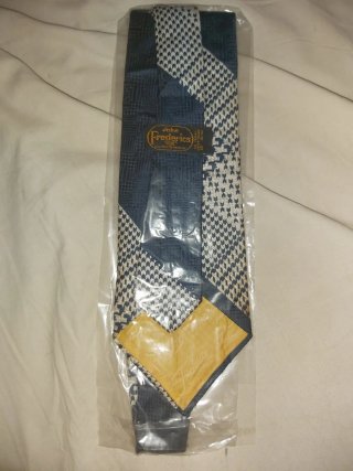 Corbata John Frederics