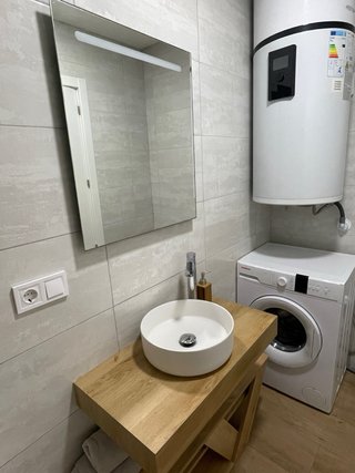 Loft de diseño con dormitorio semi-independiente