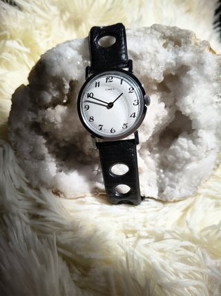Reloj Timex Vintage Esfera Blanca Correa Negra