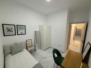 Venta piso en ciudad jardin (cortijo bazan) malaga