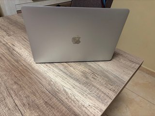 MacBook Air 13’  Plata Reacondicionado
