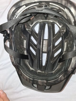 Casco de bicicleta Giro Radix, talla M.