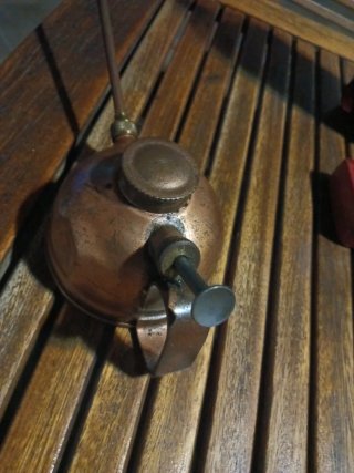 Aceitera de taller cobre