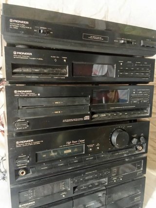 Mini impianto Pioneer con giradischi + 2 altoparlanti 75 W