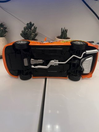 Toyota Supra “A Todo Gas” 1/18 Naranja